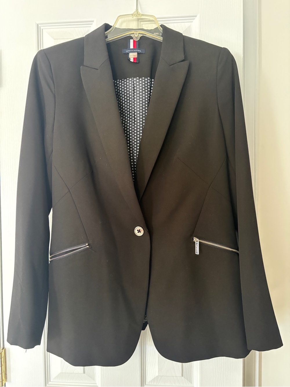 Tommy Hilfiger Black Women's Single-Button Blazer with Zip Pockets